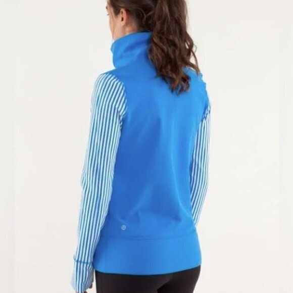Lululemon Daily Yoga Jacket Beaming Blue Size 6 - Picture 3 of 4